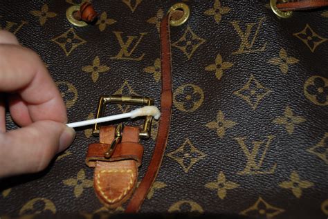 acetone on louis vuitton|Louis Vuitton vachetta leather cleaning.